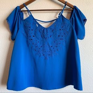 Women’s Blue Off Shoulder Top Lace Medium